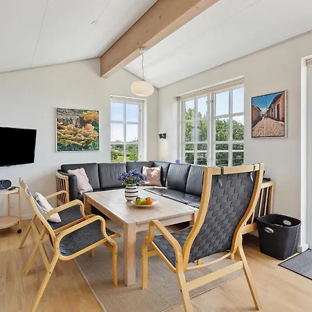 Holiday home Strandgardsvej X *