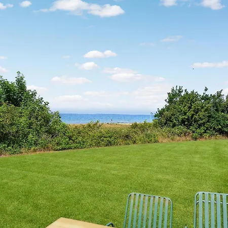 Lovely In With House Sea View